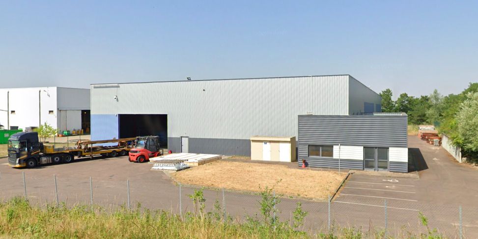 Vente entrepôts 3361 m² non divisibles