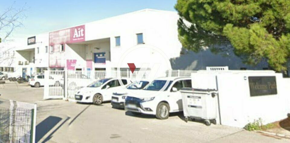 Location local d''activites 225 m² non divisibles