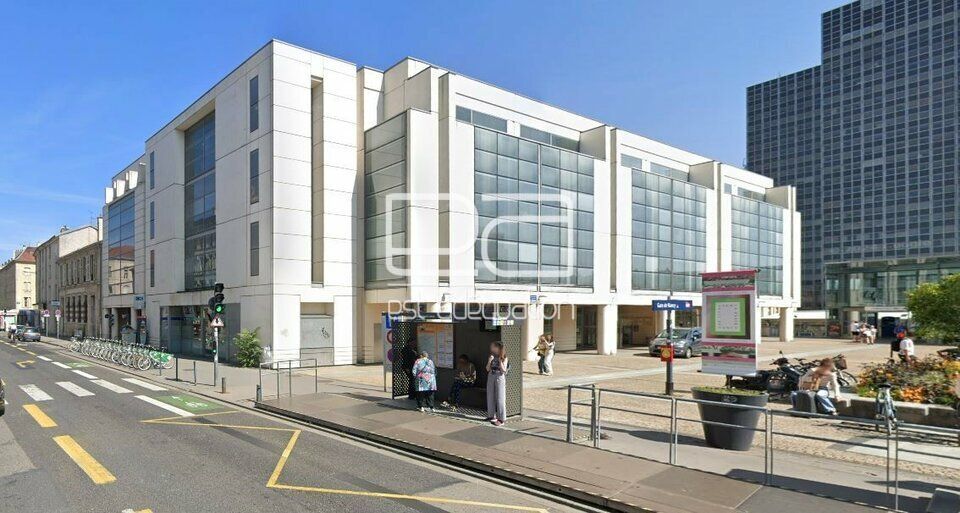 Location bureaux 500 m² non divisibles