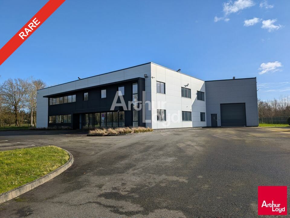 Location local d''activites 1750 m² non divisibles
