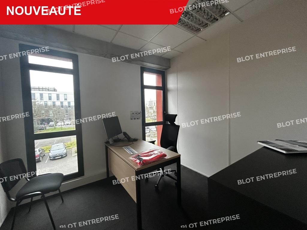 Location bureaux 72 m² non divisibles