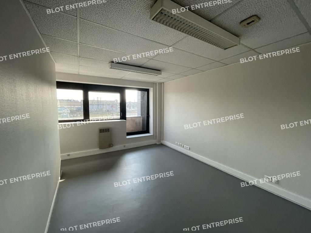 Vente bureaux 210 m² non divisibles