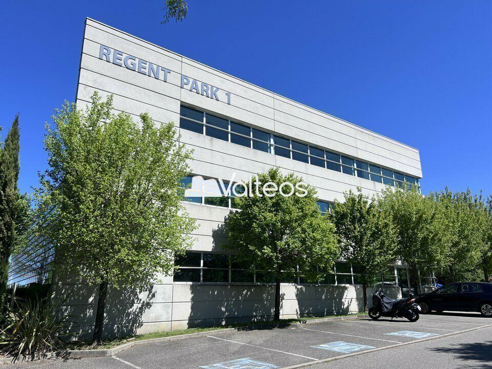 Location bureaux 406.49 m² non divisibles