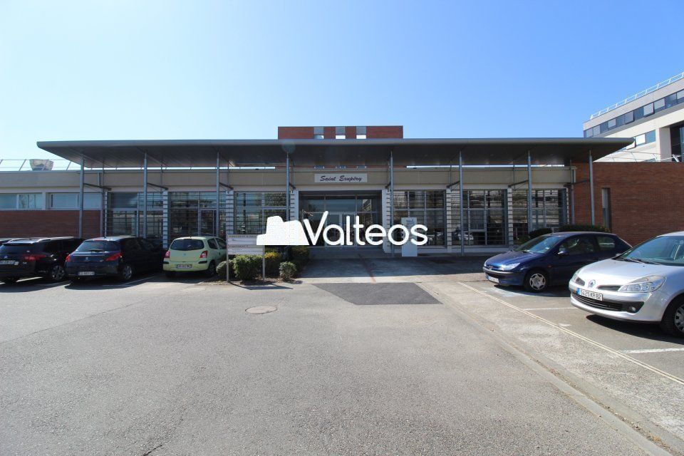 Location bureaux 156 m² non divisibles