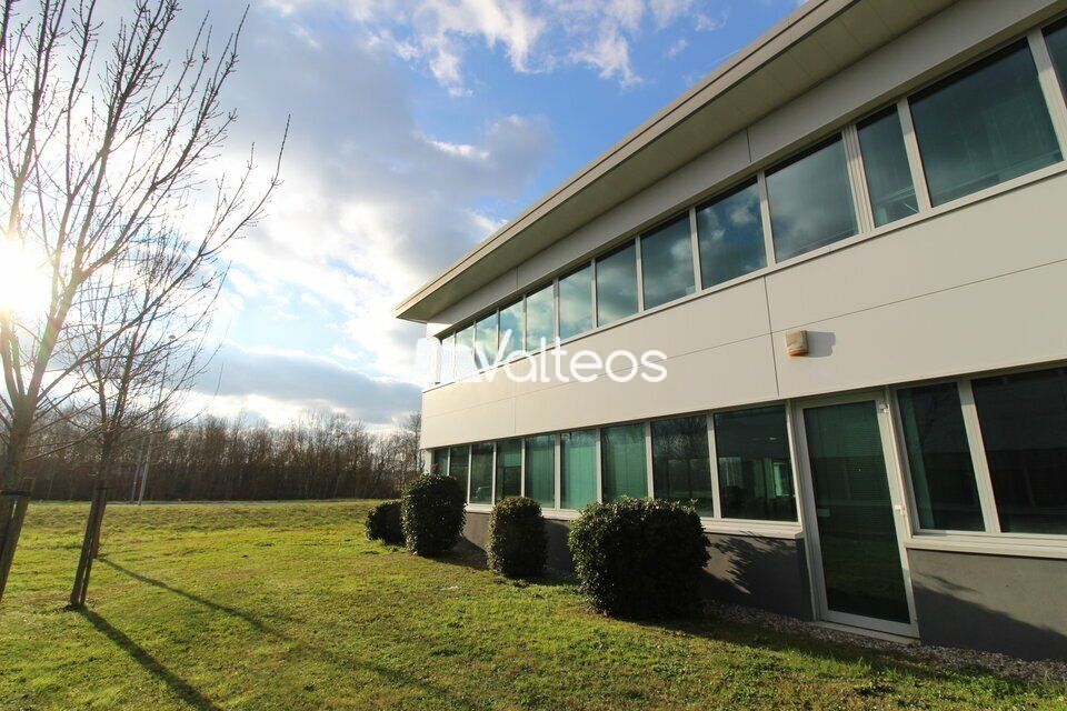 Location bureaux 196 m² non divisibles