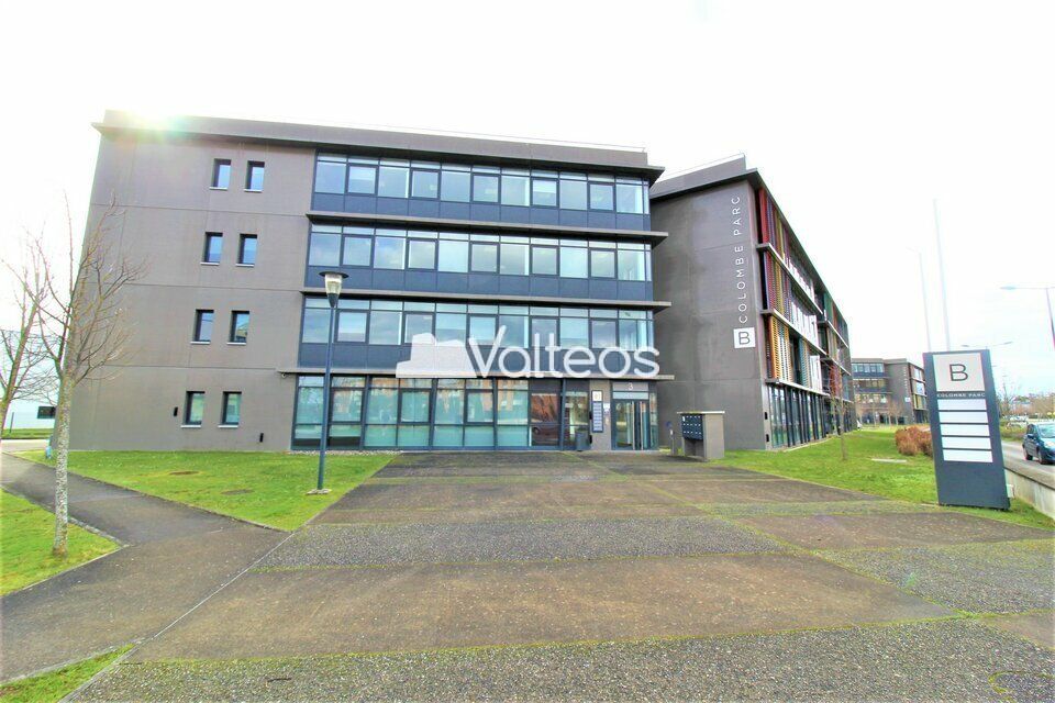 Location bureaux 4082.4 m² non divisibles