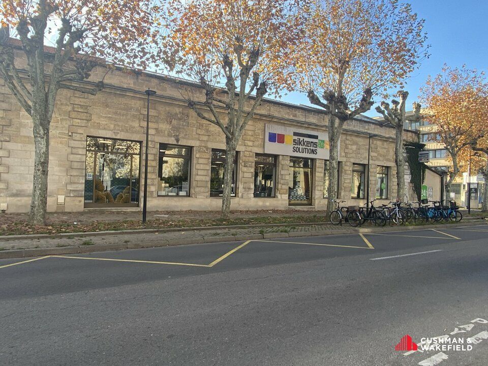 Location bureaux 972 m² divisibles à partir de 426 m²