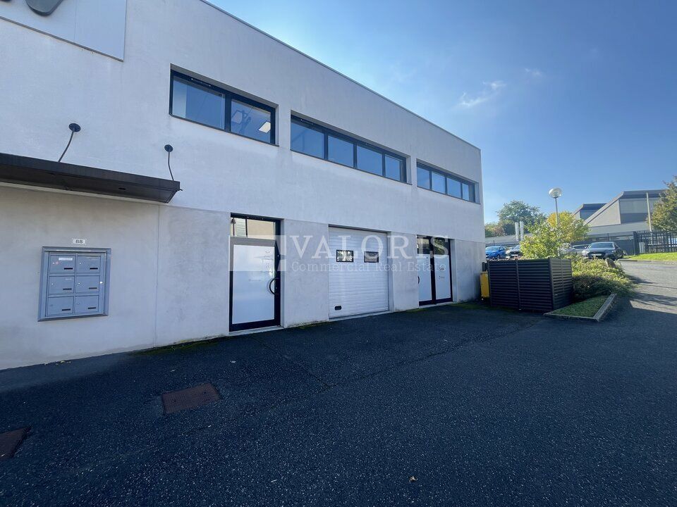 Location local d''activites 475 m² non divisibles