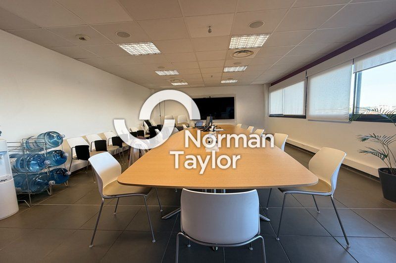 Location bureaux 132 m² non divisibles