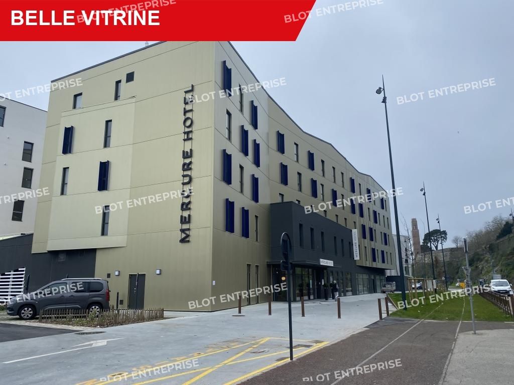 Location bureaux 106 m² non divisibles