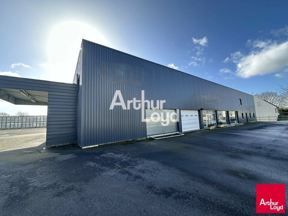 Location local d''activites 900 m² non divisibles