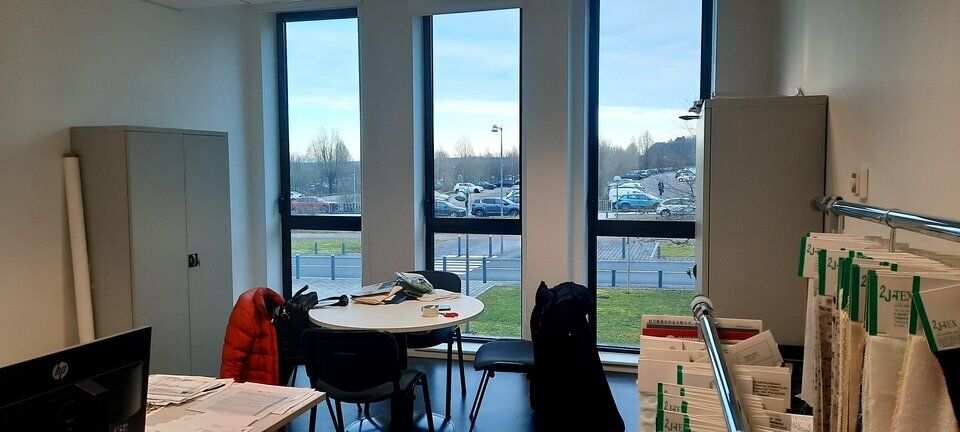 Surface de bureau de 126m² à LOUER