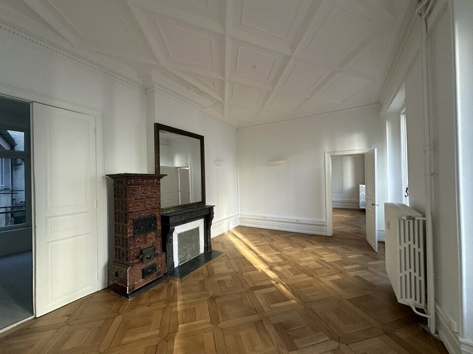 Location bureaux 403 m² divisibles à partir de 92 m²