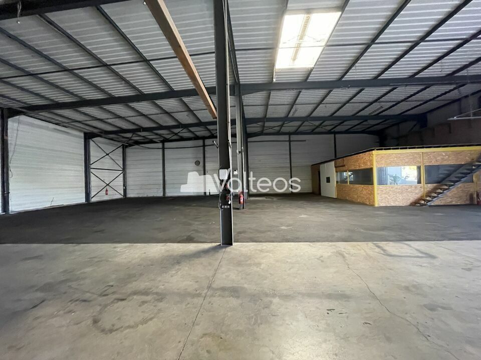 Location local d''activites 770 m² non divisibles