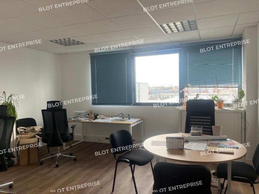 Vente bureaux 197 m² non divisibles