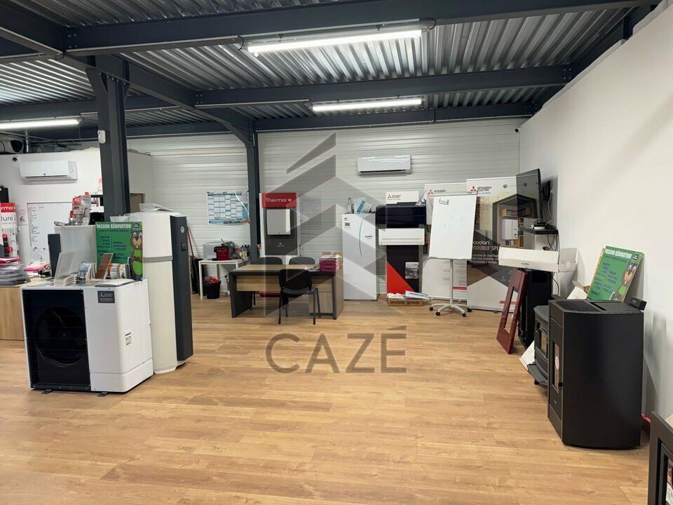 Location local commercial 200 m² non divisibles