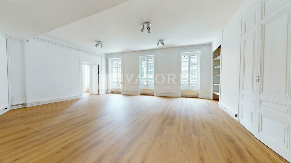 176.51 m² pour ce bureaux en location à Lyon 2