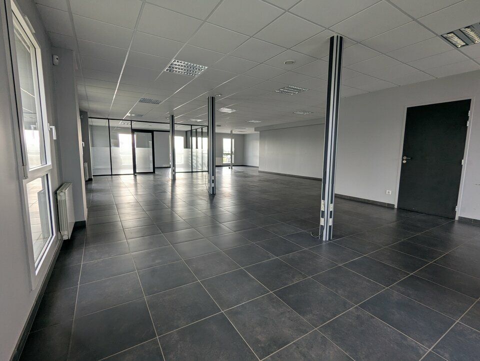 Location bureaux 145 m² non divisibles