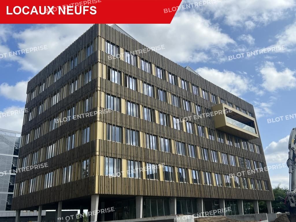 Location bureaux 305 m² non divisibles