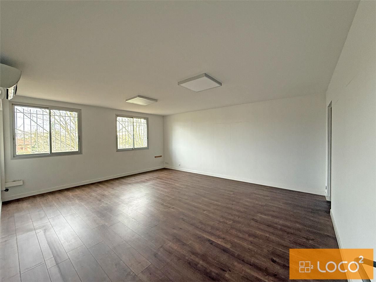 Location bureaux 200.00 m² à QUINT FONSEGRIVES