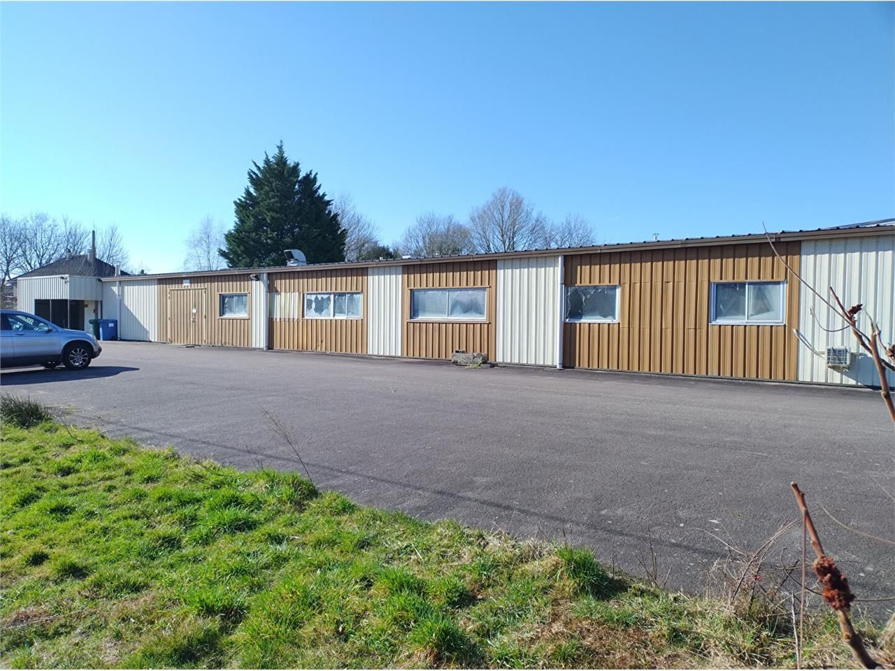 Vente local 1250.00 m² à LIMOGES