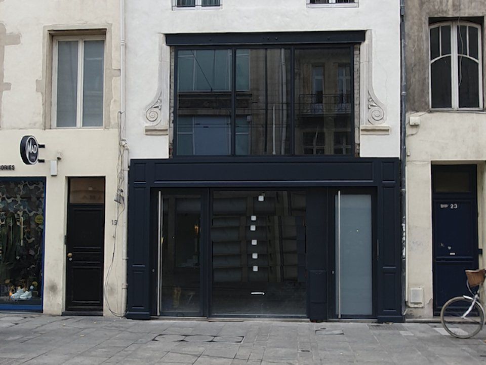 Vente local commercial 177 m² non divisibles