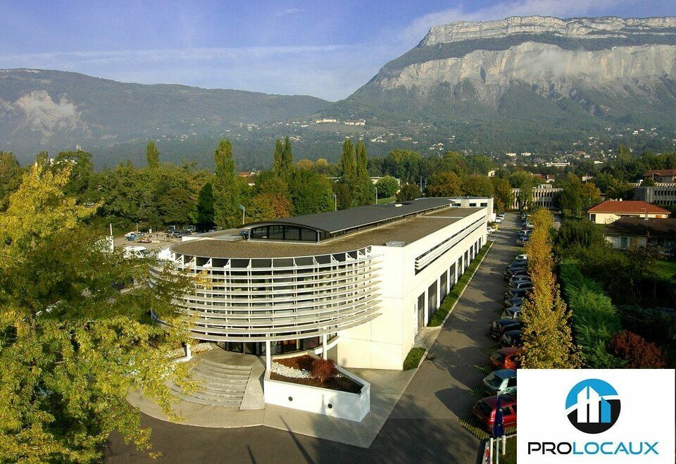 Location bureaux 2595 m² divisibles à partir de 551 m²