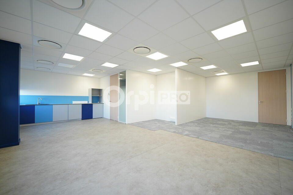 Location bureaux 1229 m² non divisibles