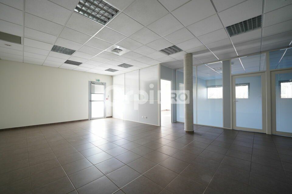 Location bureaux 1730 m² non divisibles