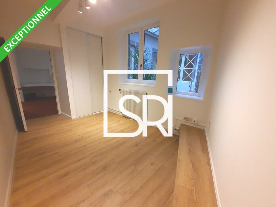 EXCEPTIONNEL - LOCATION BUREAUX 100 M² - CENTRE-VILLE - 63200 RIOM