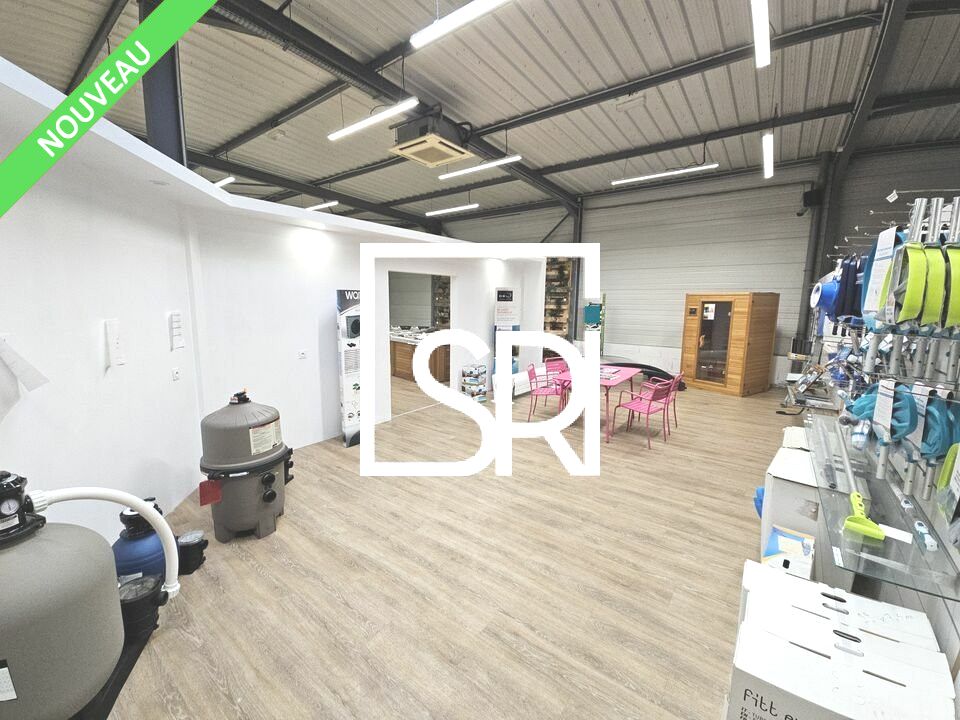 LOCATION LOCAL COMMERCIAL - 450 M² -  63170 AUBIERE