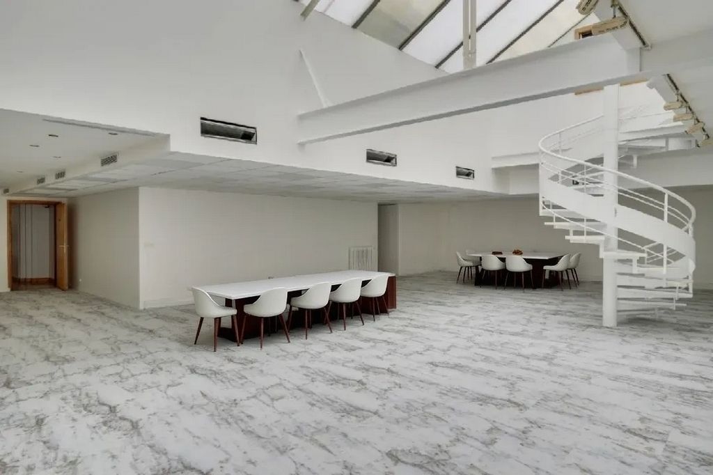 Location bureaux 287 m² non divisibles