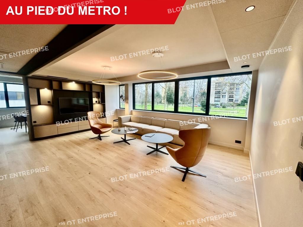 Location bureaux 90 m² non divisibles