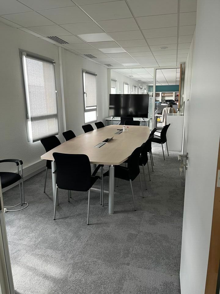 Location bureaux 341.52 m² non divisibles