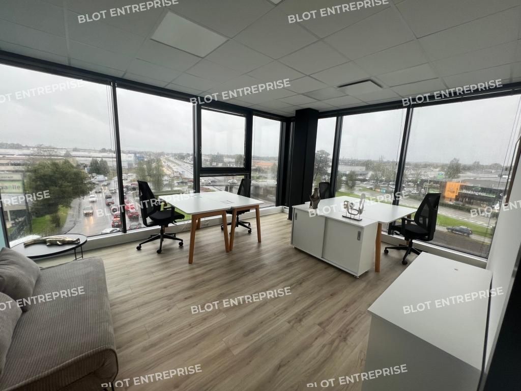 Location bureaux 560 m² non divisibles