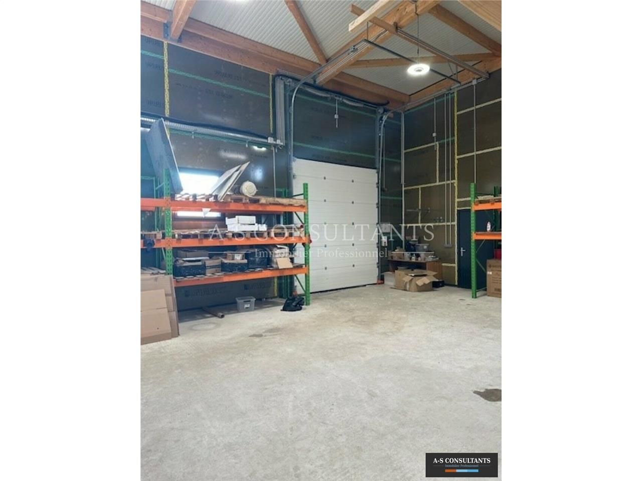 Location entrepot 340 m² non divisibles