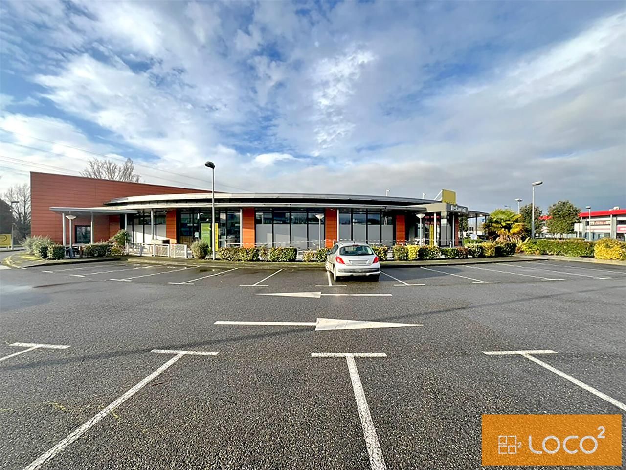 Location local commercial 700.00 m² à CASTELNAU D ESTRETEFONDS