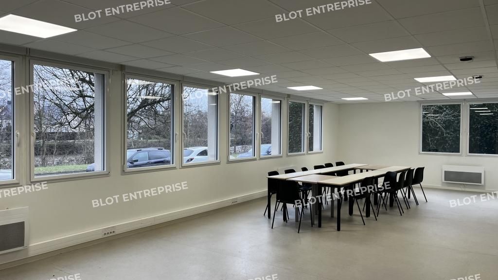 Location bureaux 129 m² non divisibles
