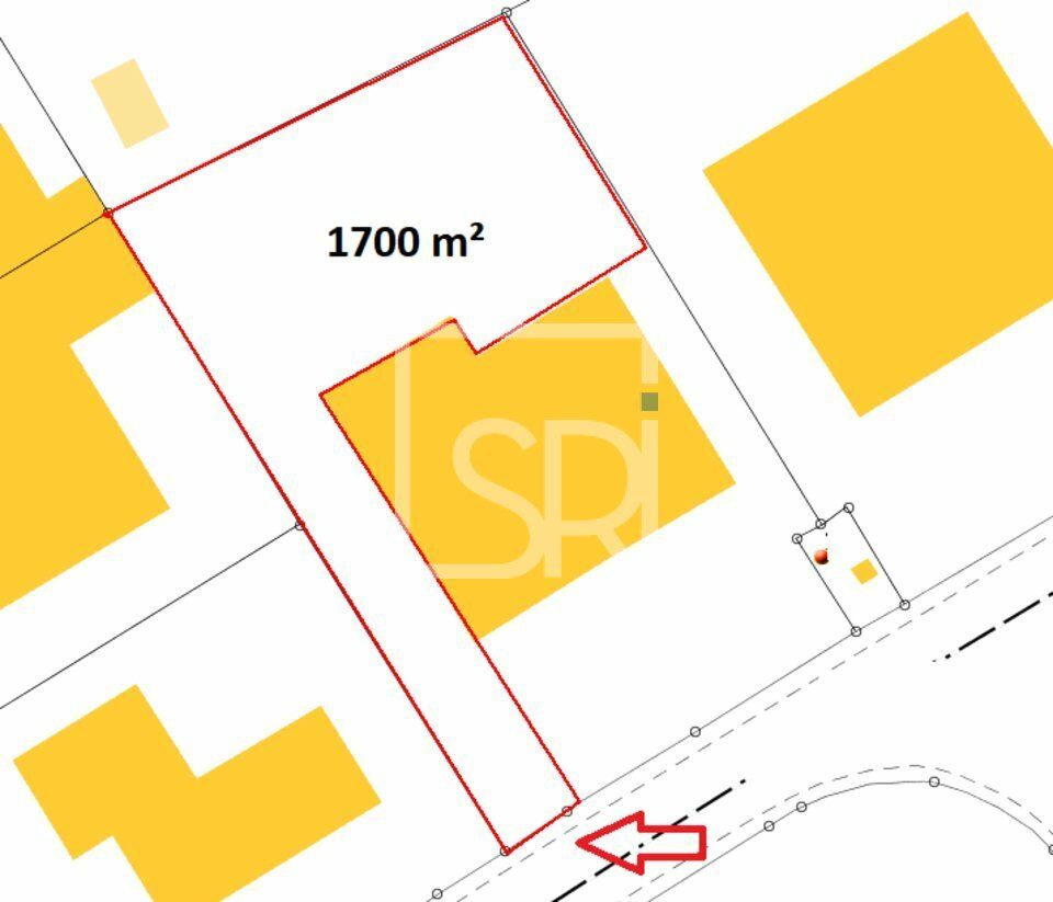 Location terrain 1700 m² non divisibles