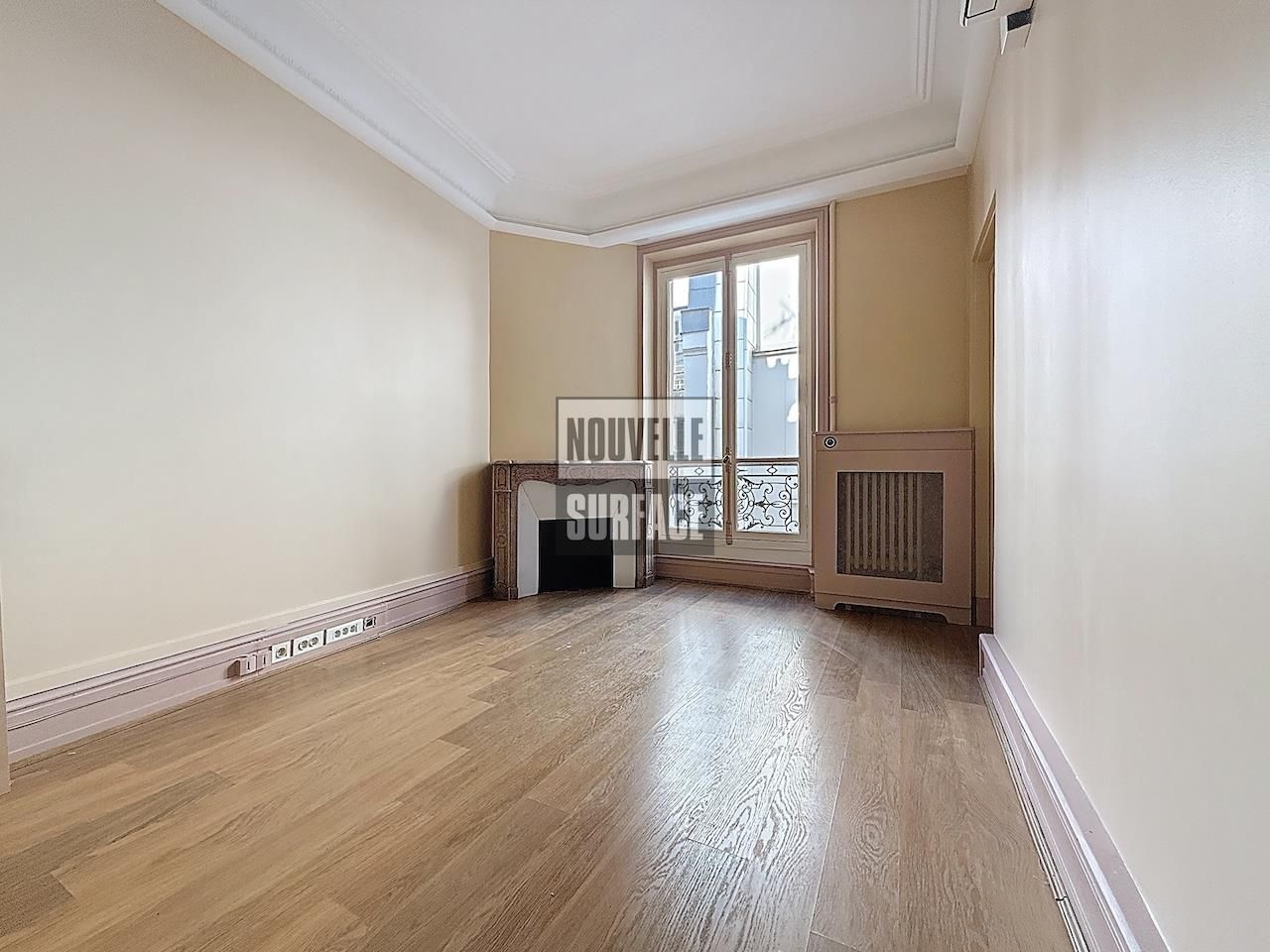 43-haussmann_00006_9fd774f