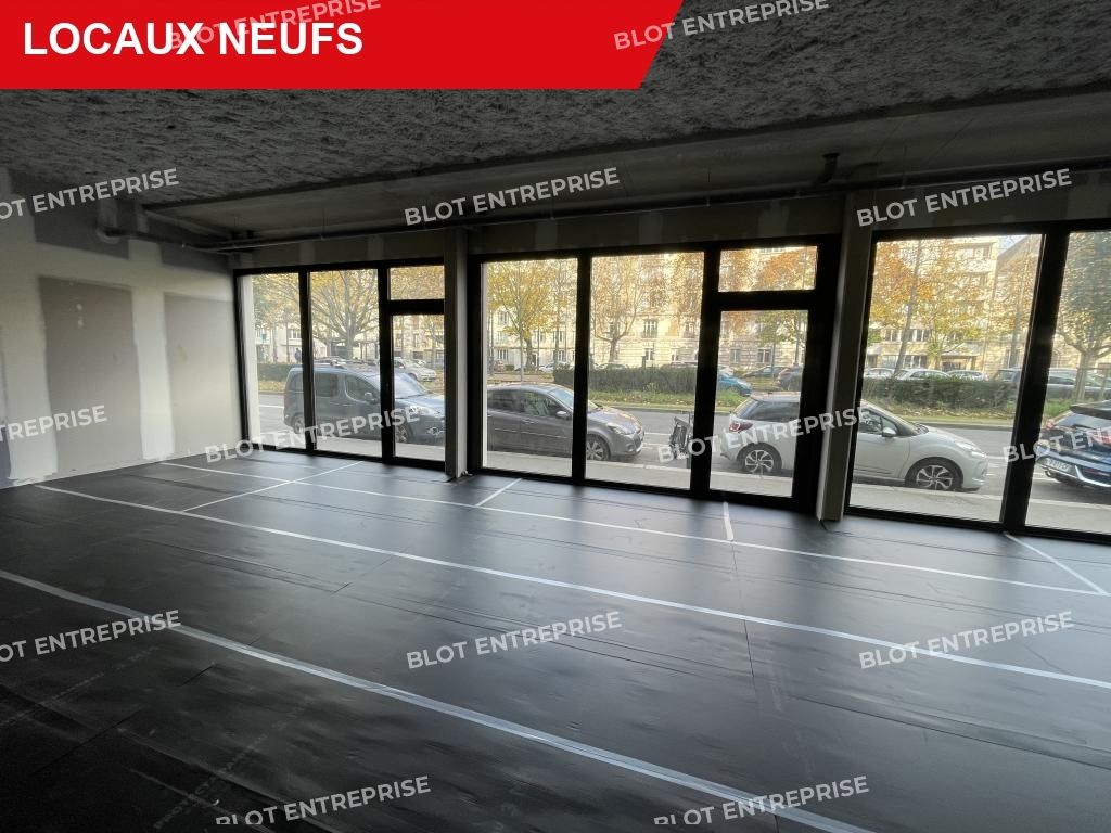 Location bureaux 170 m² non divisibles