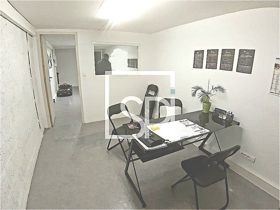 LOCATION BUREAUX / ESPACE DE STOCKAGE 95 m² – 63800 COURNON D'AUVERGNE