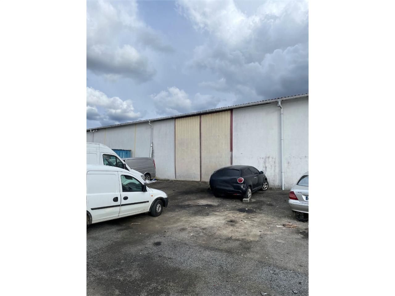 Location local 450.00 m² à LIMOGES