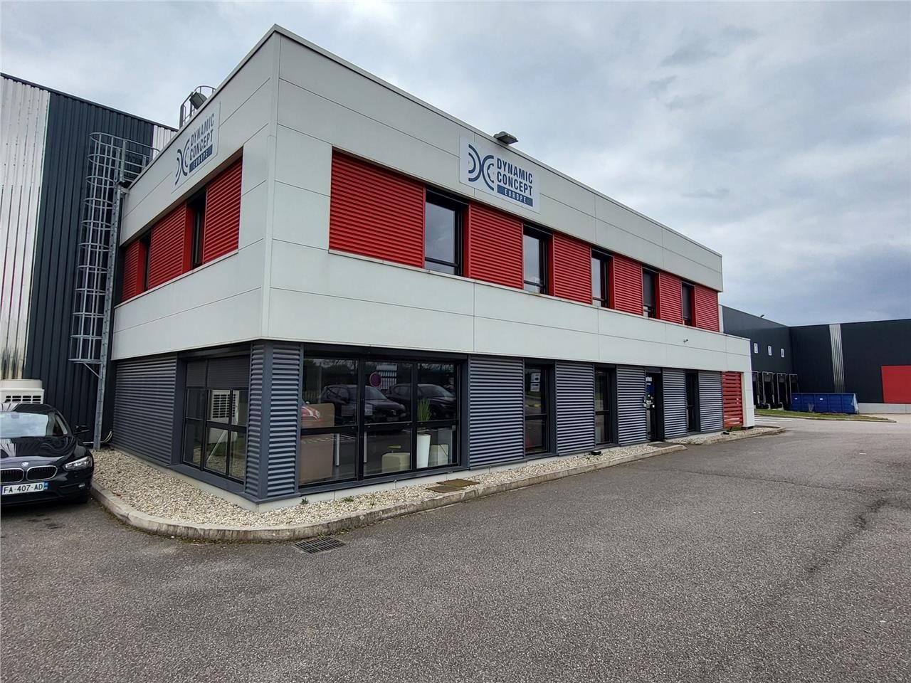 Location bureaux 150 m² à Saint-Priest