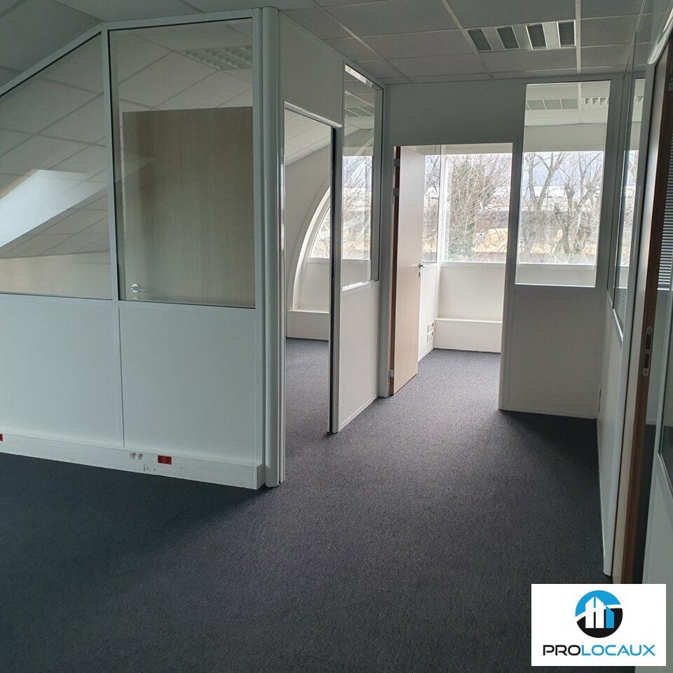 Location bureaux 85 m² non divisibles