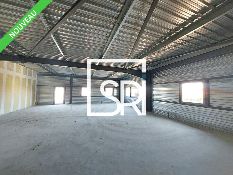 292 m² pour ce bureaux en location à Pont du chateau