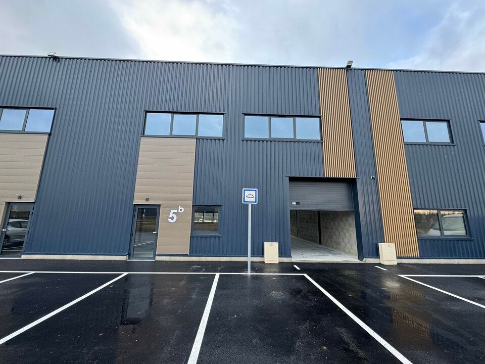 Local d'activité à vendre MONDEVILLE 