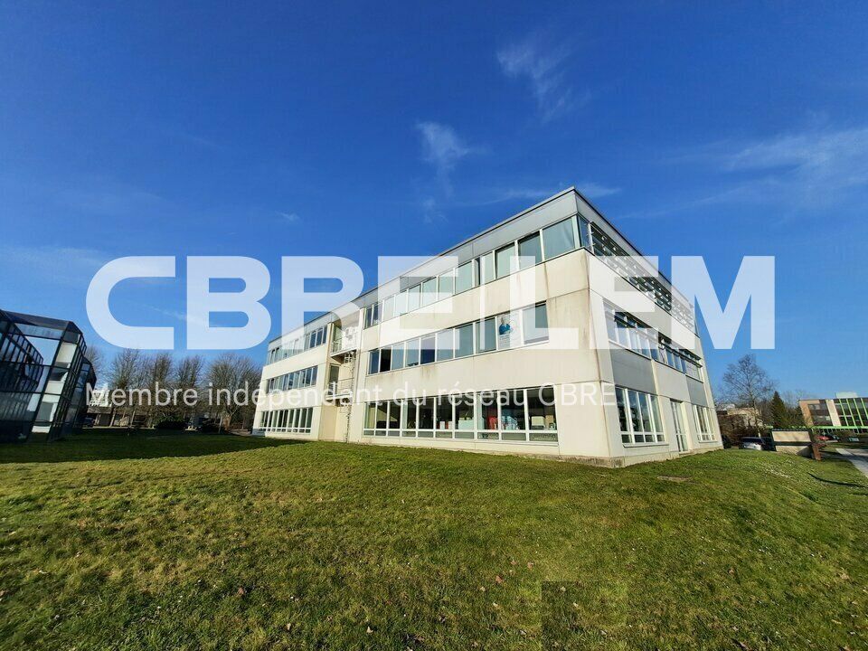 Location bureaux 212.5 m² non divisibles