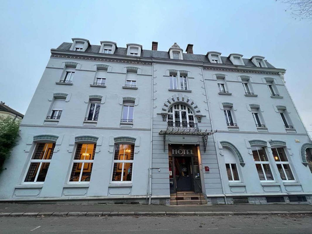 Vente entrepôts 800 m² non divisibles