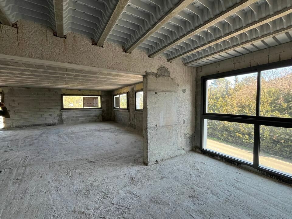 LIMITROPHE MOUANS-SARTOUX / SOPHIA ANTIPOLIS